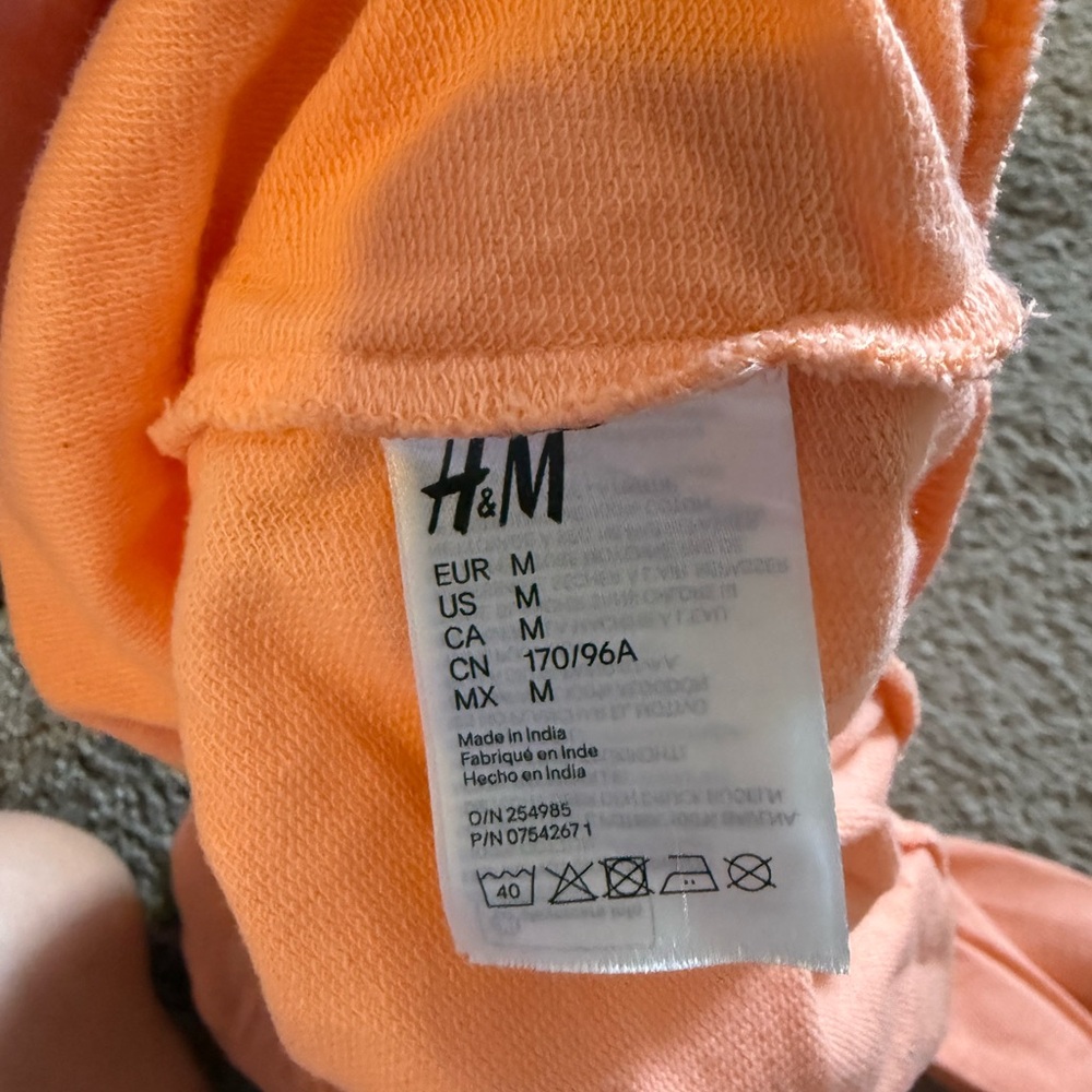 HM tshirt - Picture 5 of 6